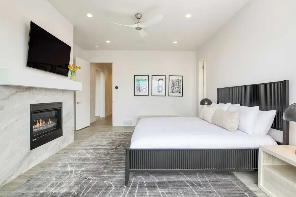 Mountain Lover by Avantstay Luxe Escape w/ Views Hot Tub, Gym, Movie Theater