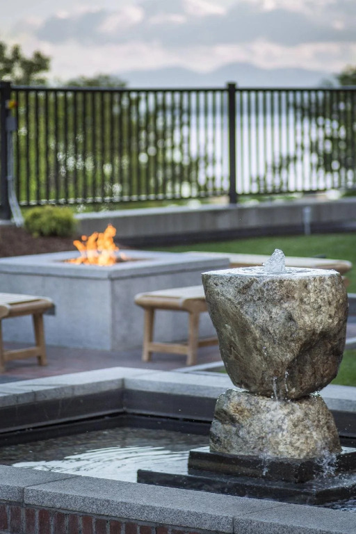 Courtyard Burlington Harbor