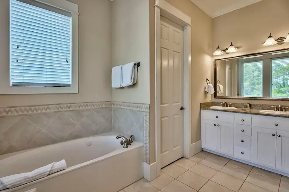 Capital Gains 5 Bedroom Holiday Home by Five Star Properties