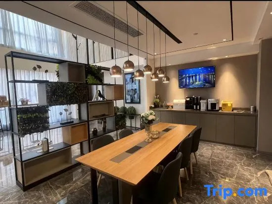 Homeinn Selected Hotel (Zibo Badaju Torch Park)