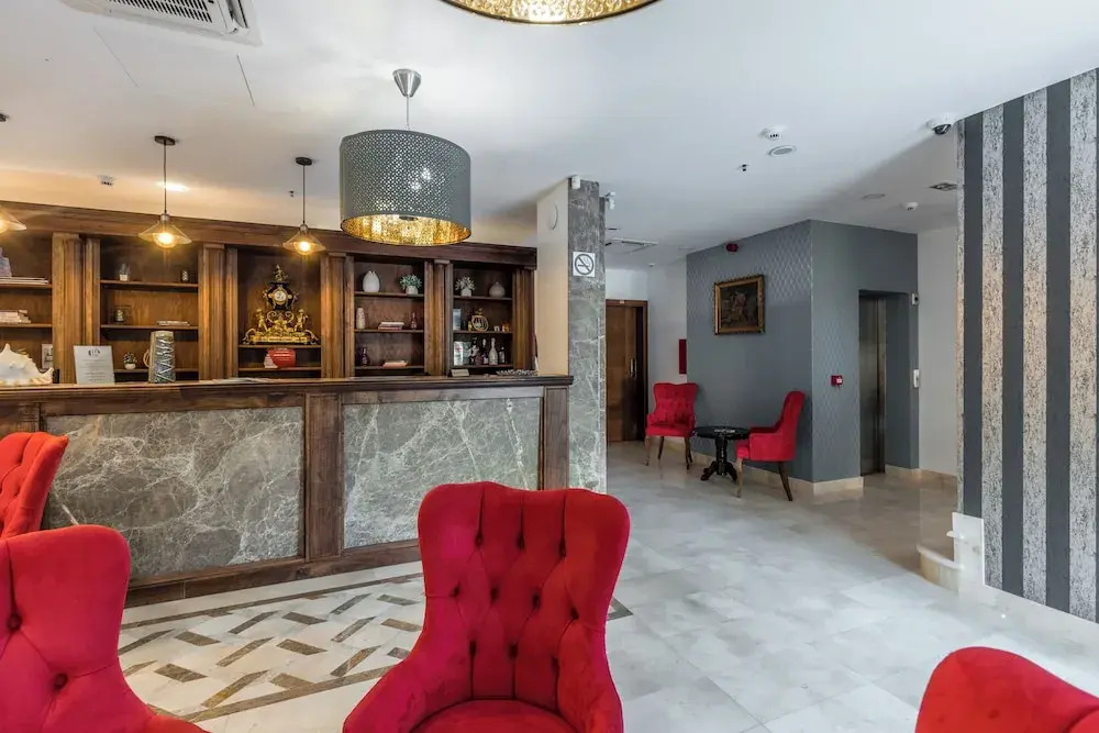 Hotel Plaza Lucice