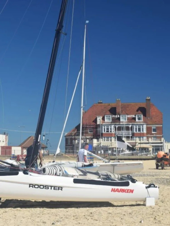 Pier Hotel