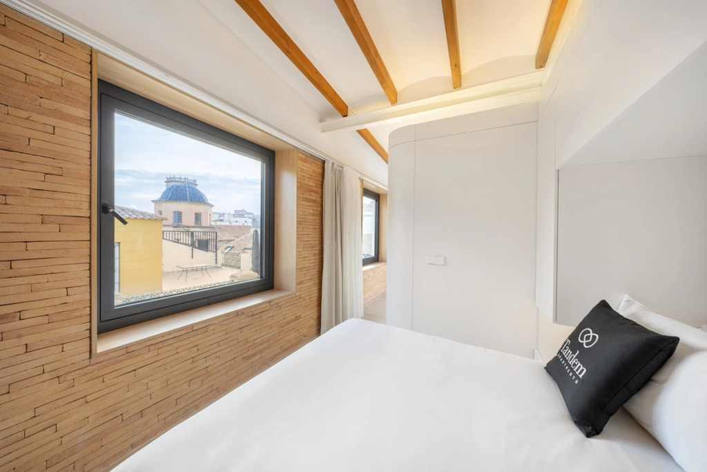 Tandem Pórtico Alicante Suites