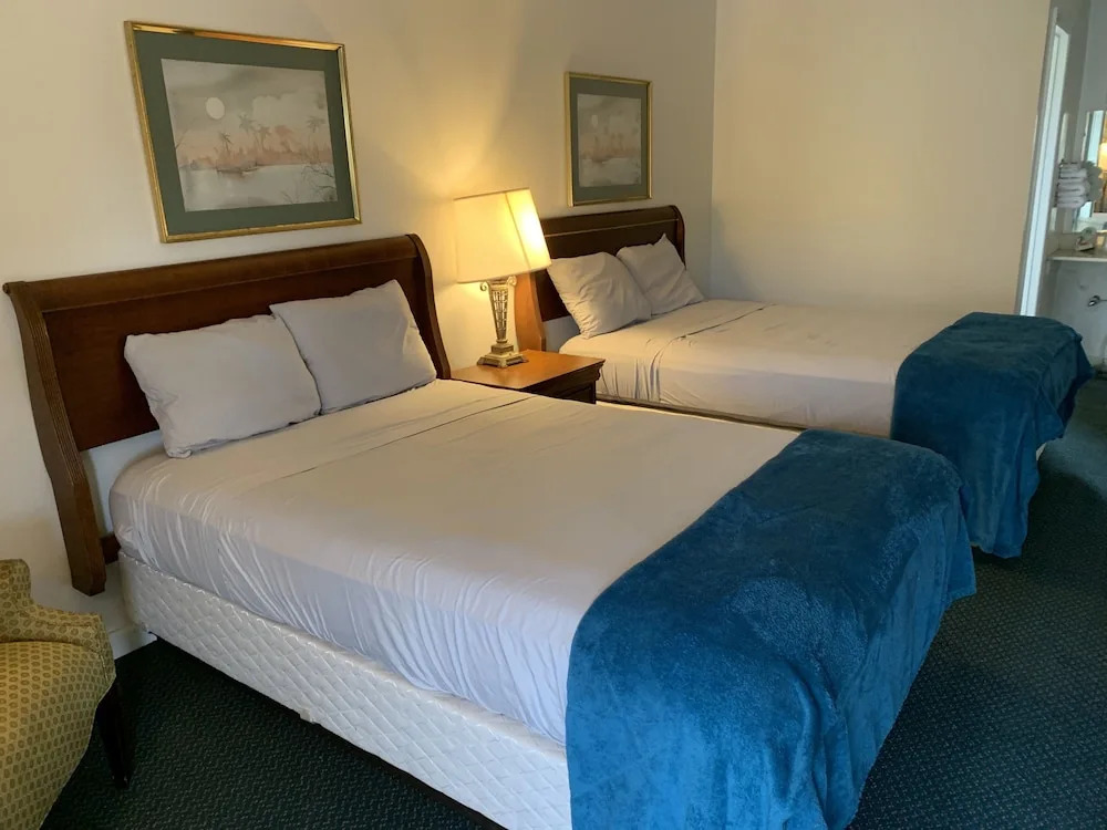 Motel 8 Lake City