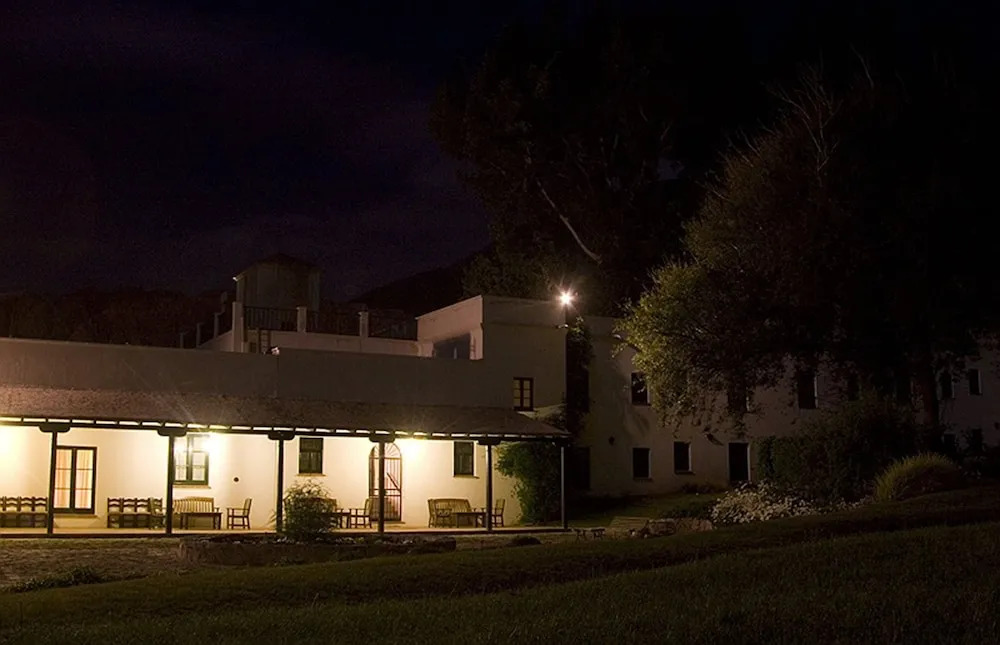Hotel El Manantial del Silencio