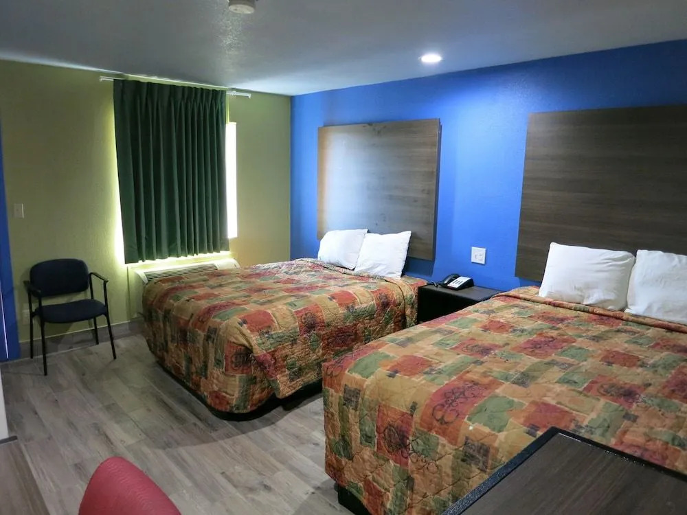 Gateway Motor Inn