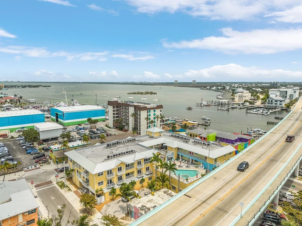 Harbour House at the Inn Unit 205 by RedAwning