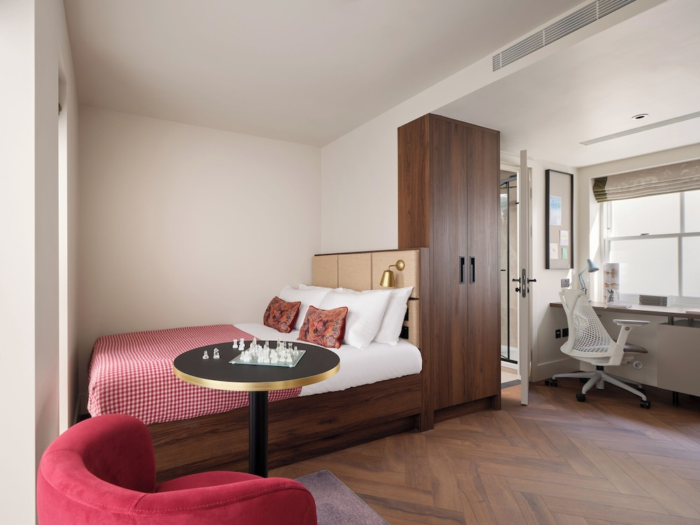 South Kensington Studios