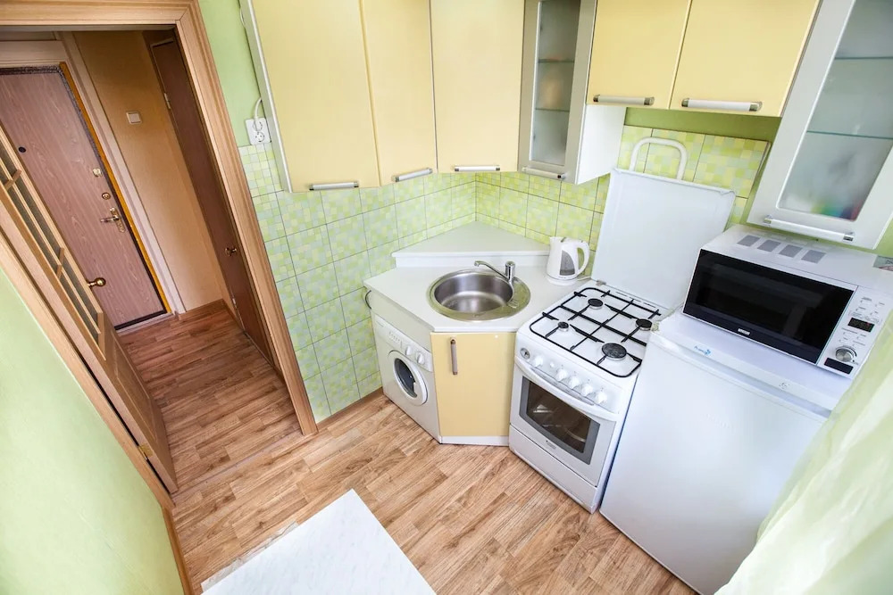 Standard Brusnika Apartment on Eniseyskaya