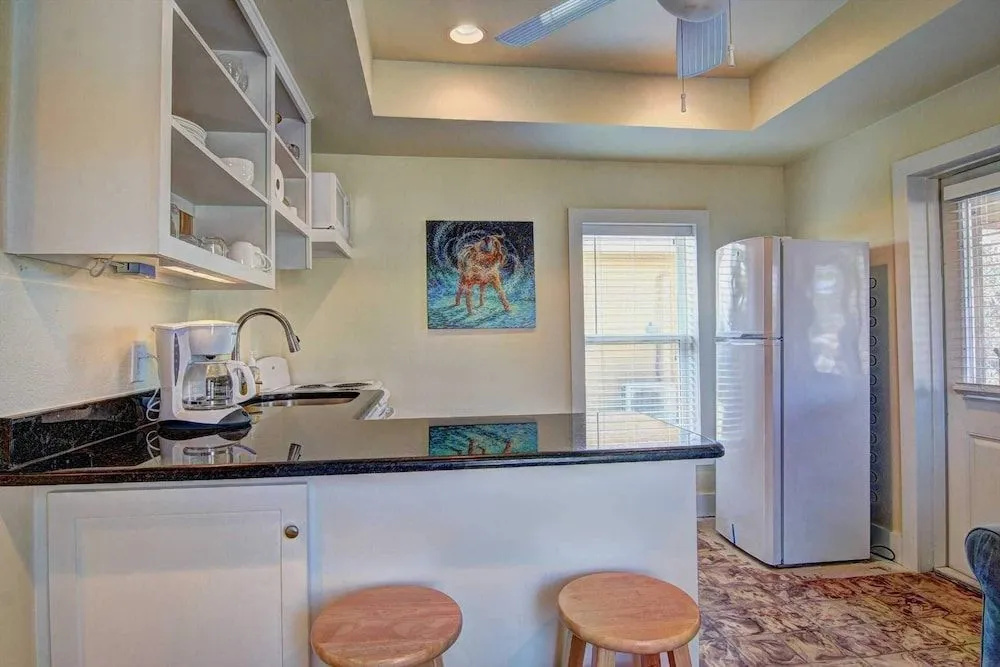 Trip - 1 Br Home