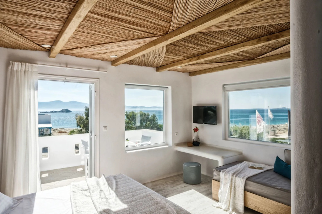 Orkos Beach Hotel