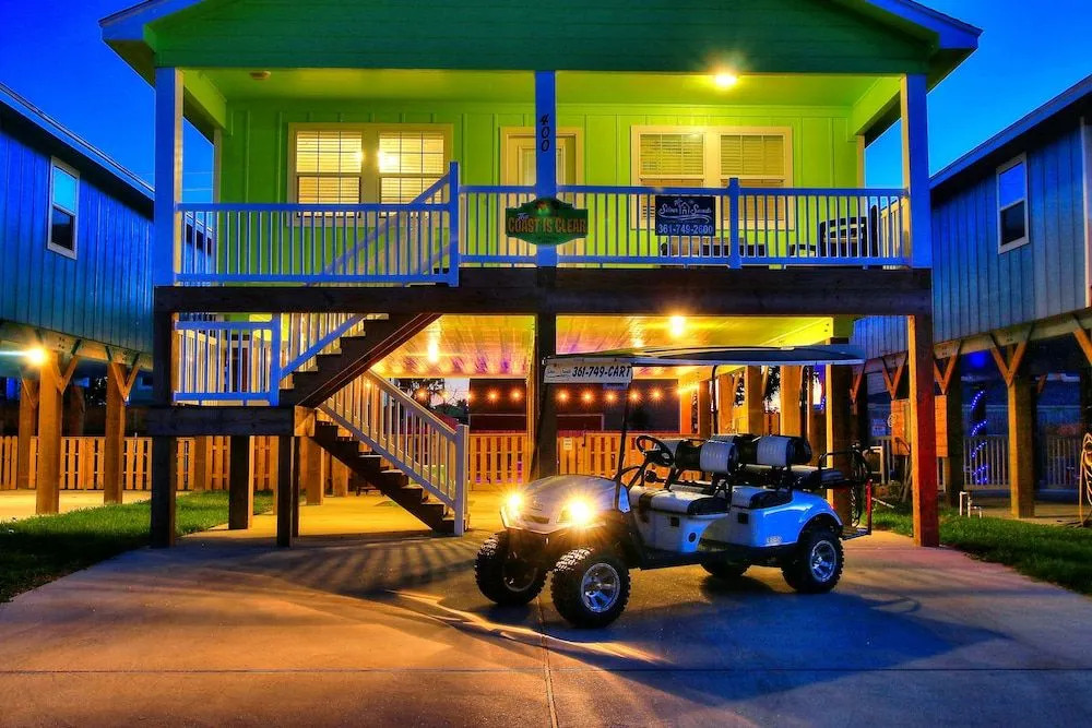 The Coast is Clear 3Br Home