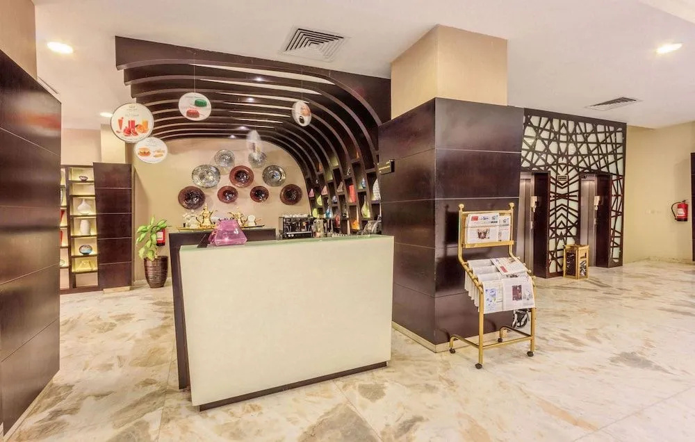 Al Muhaidb Residence Al Takhasossi 2 - Economic