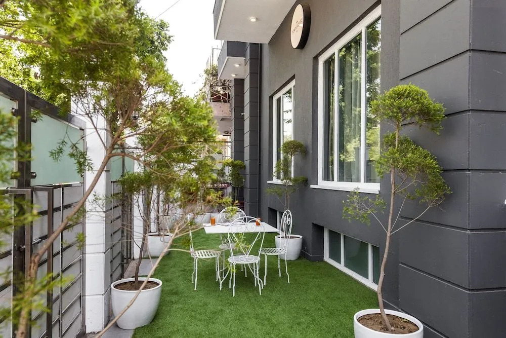 OYO Townhouse 010 La Paradise