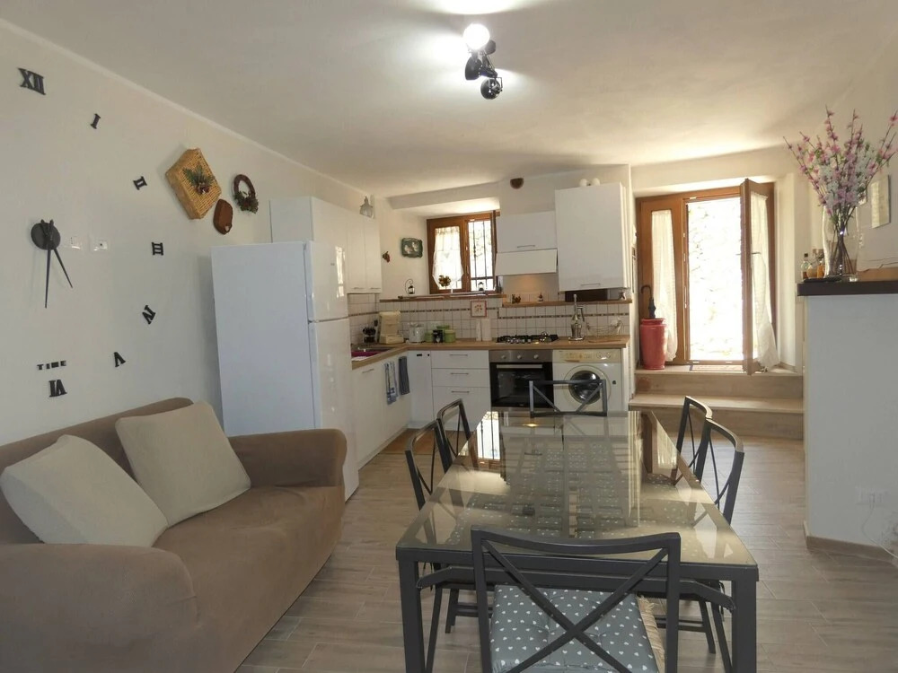 SCAPPO IN UMBRIA, Il Vicoletto