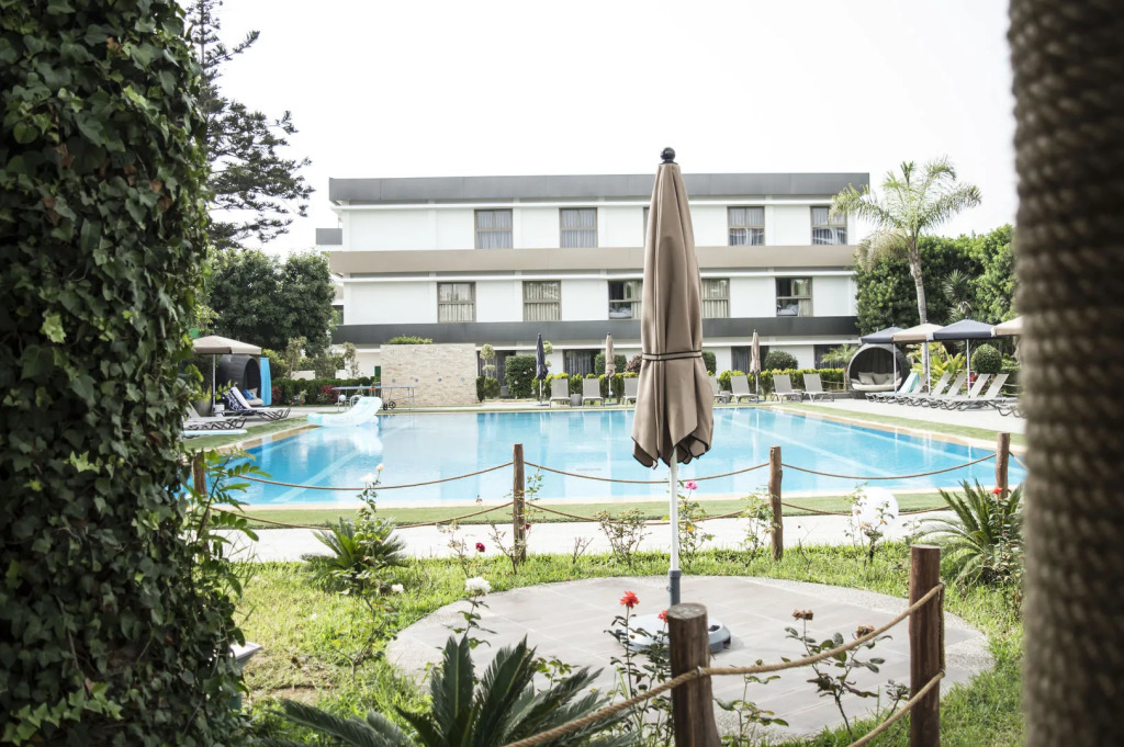 Mabrouk Hotel And Suites