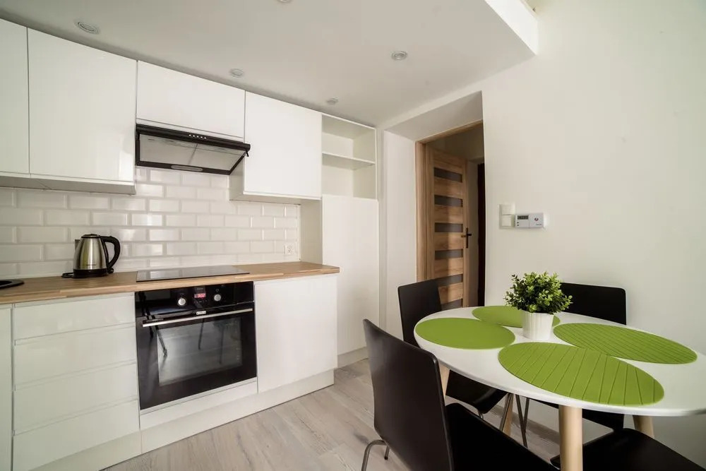 Rainbow Apartments 5