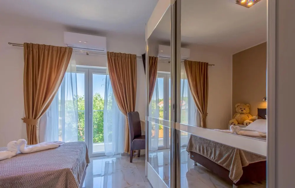 Luxurious Home In Dubrava Kod Sibenika