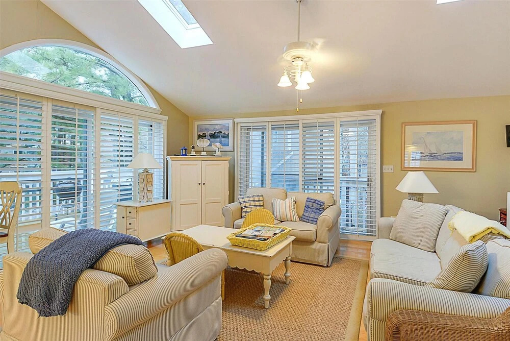 101 Elizabeth Ct S.b. by Long & Foster