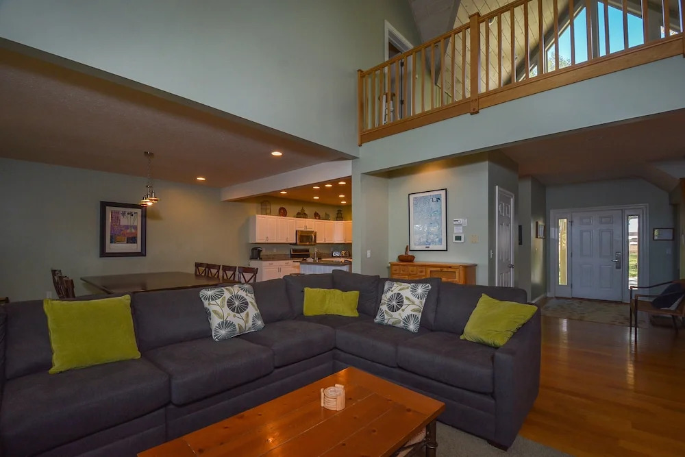 Wynsome Run Lodge 7 Bedroom House