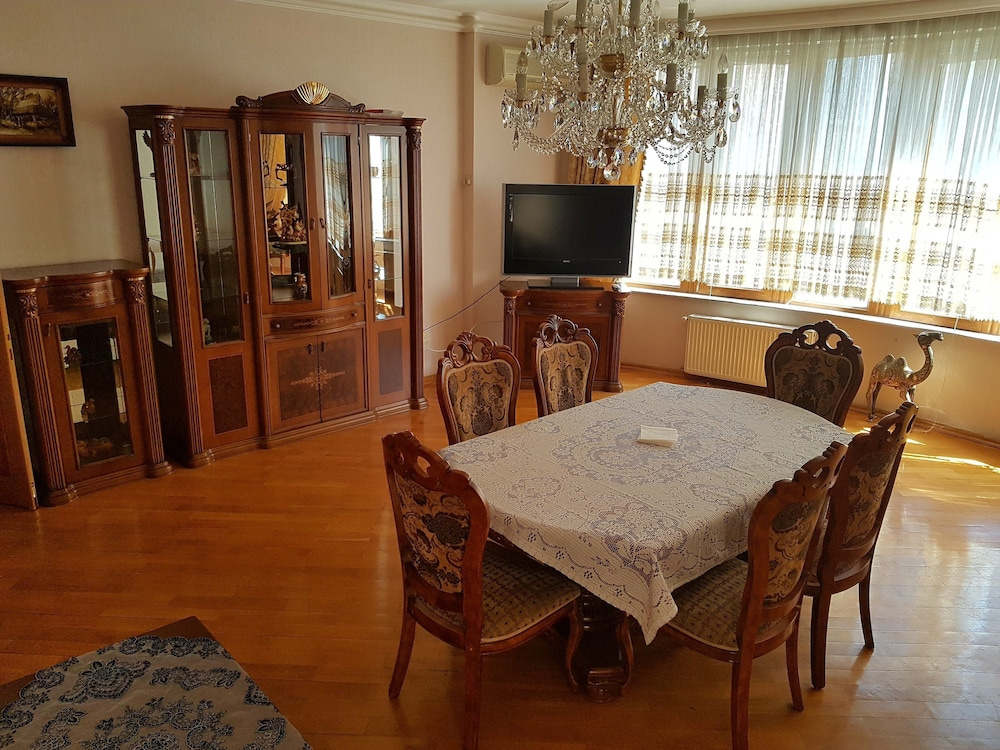 Umair Guest House