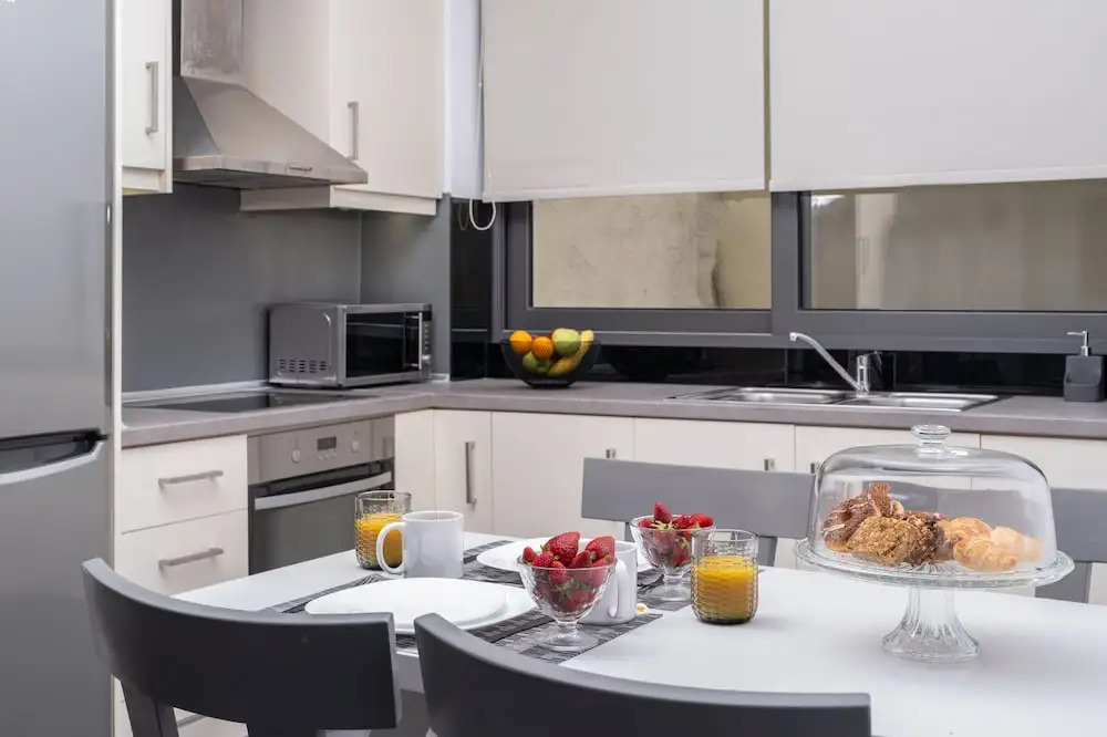 Zen Central Luxury Apartment