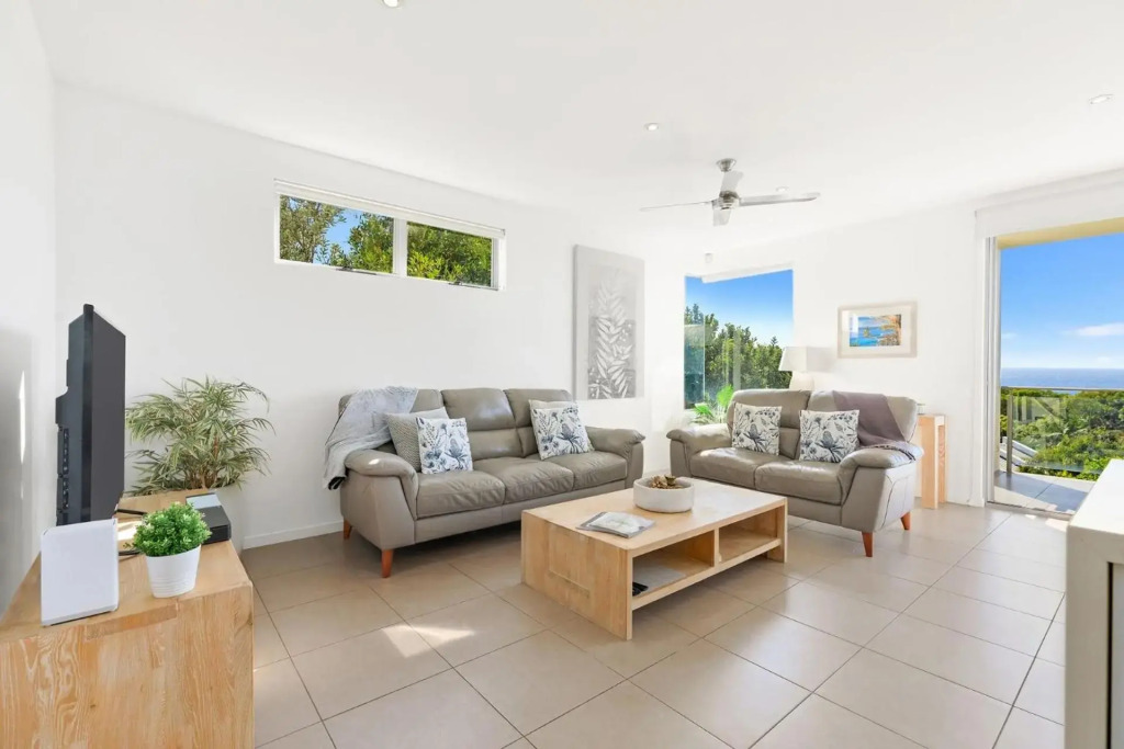 3 Alpha on Elanda Stunning Ocean View Apartment