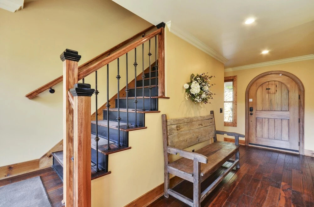 Mossy Brook - 6 Br home by RedAwning