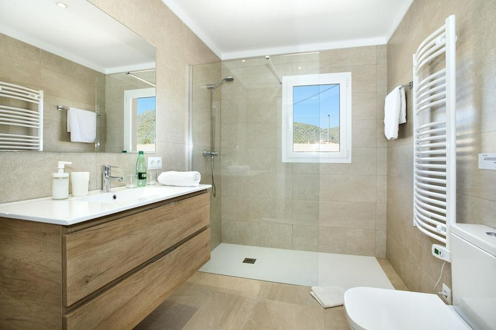 Owl Booking Villa Bernat - 10 Min Walk to the Beach