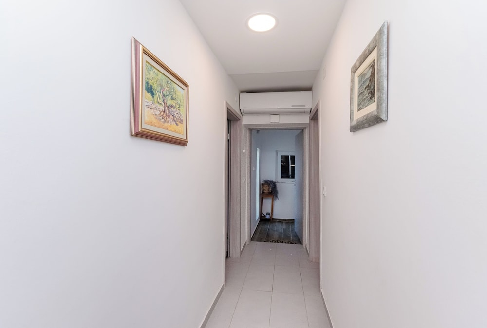 Apartment Jasna By the sea