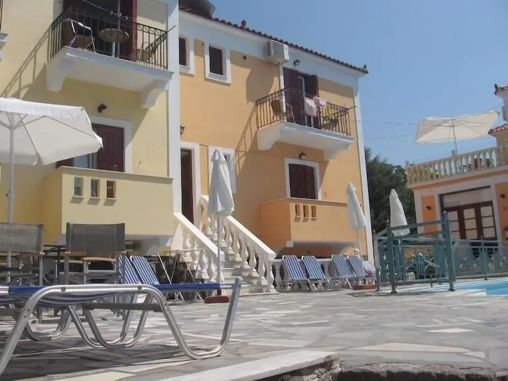 Stella Apartments