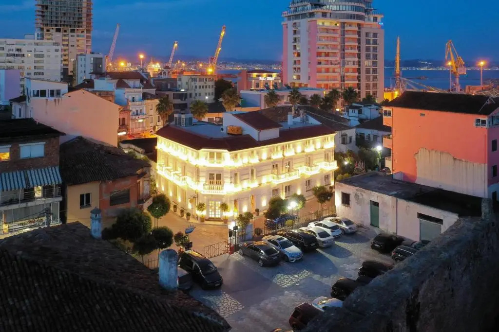 Moenia Boutique Hotel