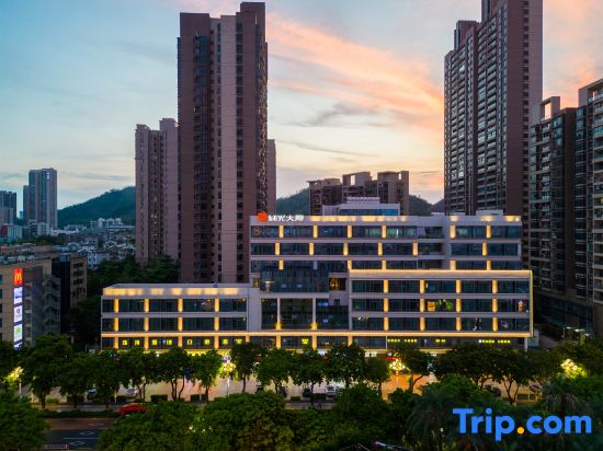 Home Inn Select Hotel(Zhuhai Couple Road Beach Swimming Pool Store  )