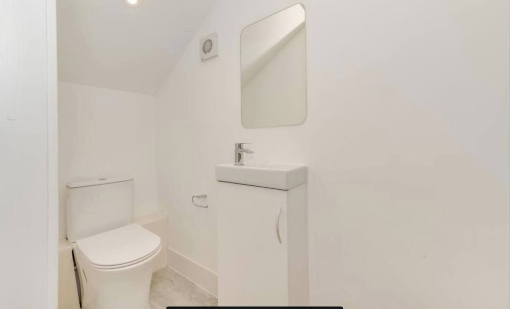 Central 4 bed Home in Ecclesall Near Peaks