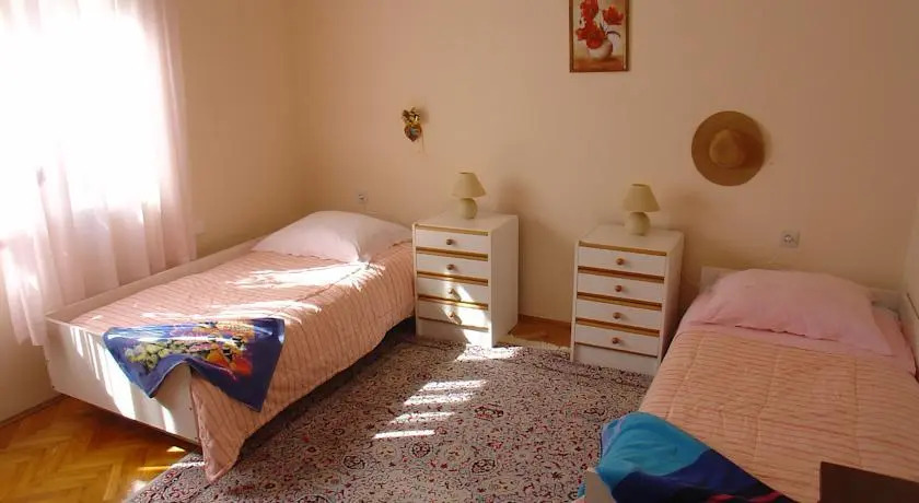 Apartment Tomy