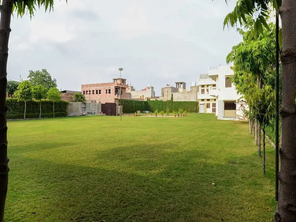 Moti Mahal Lawn By Oyo Rooms