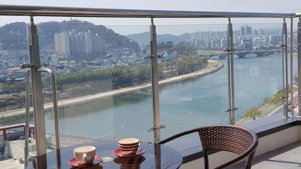 Golden Tulip Essential Namgang