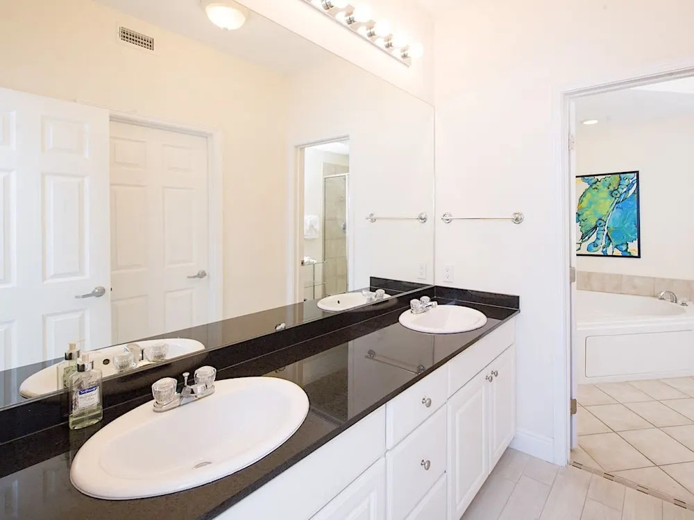 365 E Beach Blvd Condo Unit 604