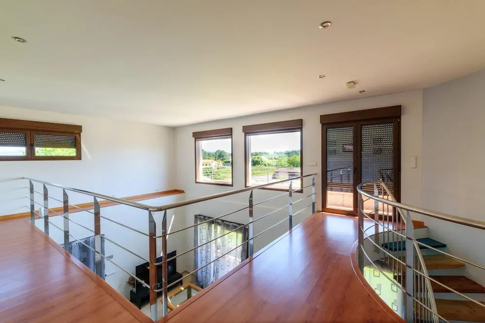 House With 4 Bedrooms in Sanjenjo, With Shared Pool, Enclosed Garden and Wifi
