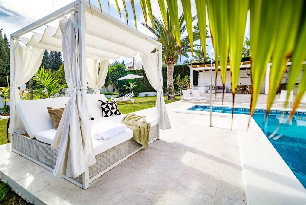 VM-Luxury 4 bedroom villa private pool