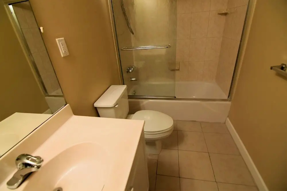Spectacular 2 Bed 2 Baths Right Across The Beach