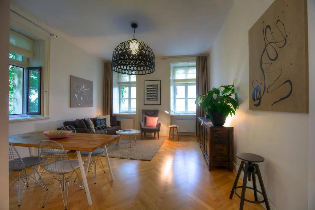 Retezova - Prague Apartments