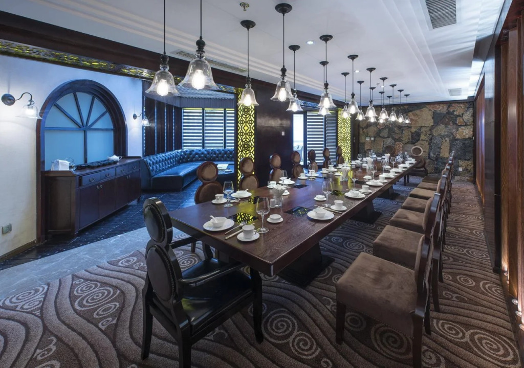 Lijiang Patio Luxury Hotel and Resort