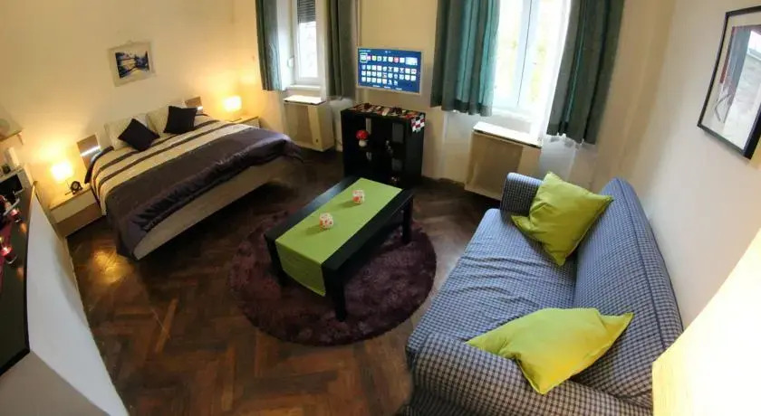 Icons Apartments