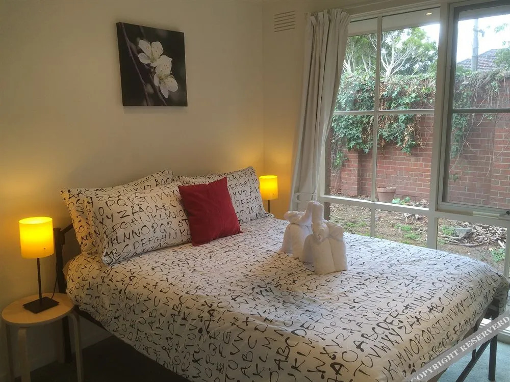 Australian Home Away Doncaster Elgar 2