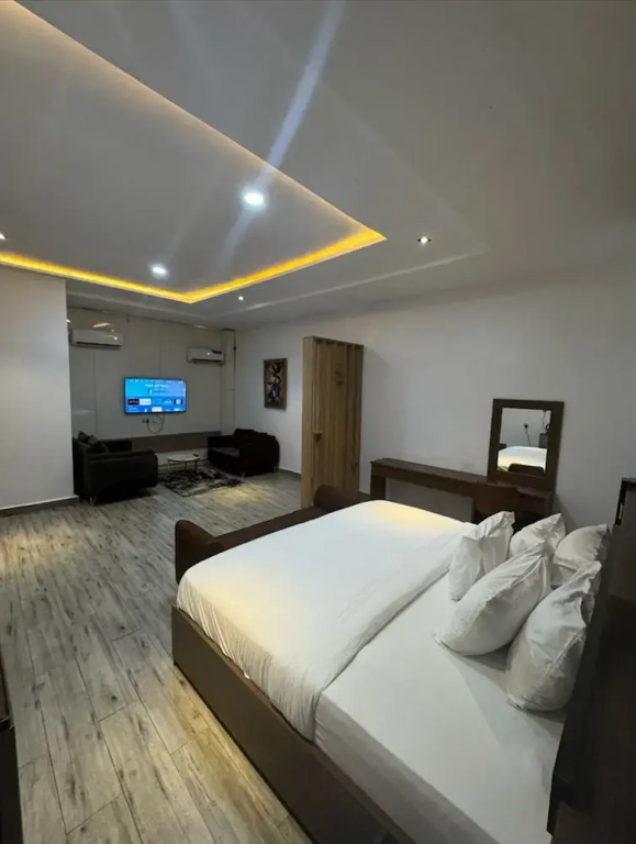 Bottega Apartment & Suites