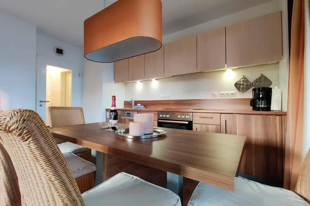 Strandnahe-Ferienwohnung-201-Residenz-Hohe-Lith-Duhnen-mit-Sky-TV