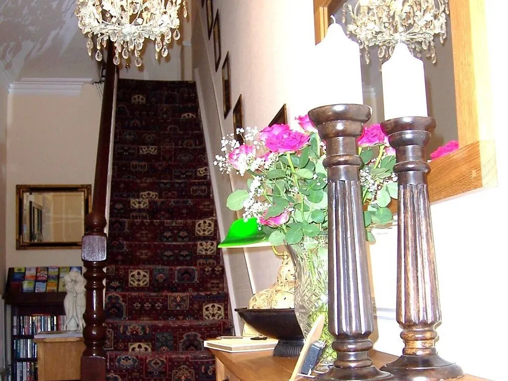South Lodge Guest House