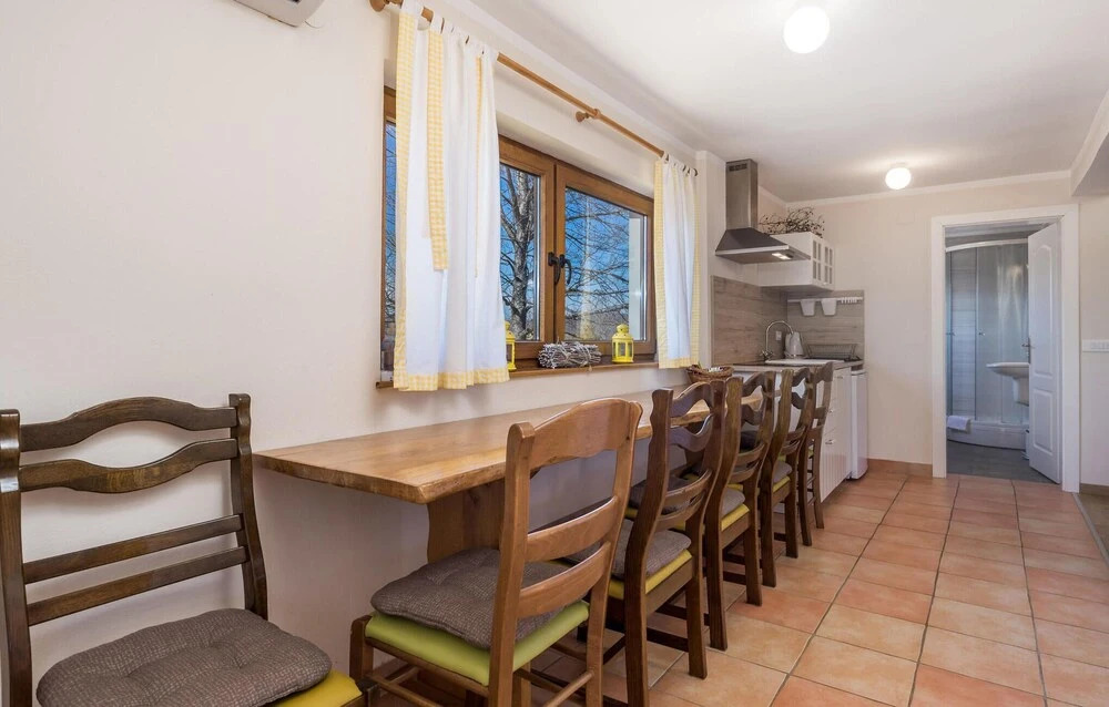 Nice Home In Rakovicko Seliste With Wifi