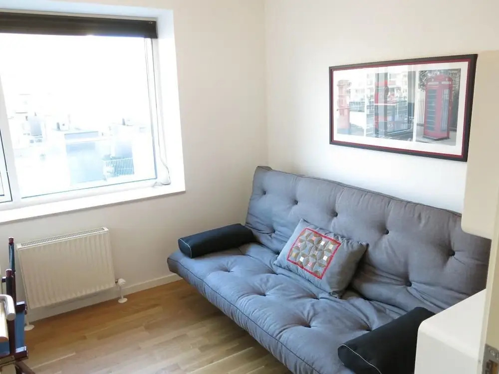 Apartment by Metro Bella Center 963-1